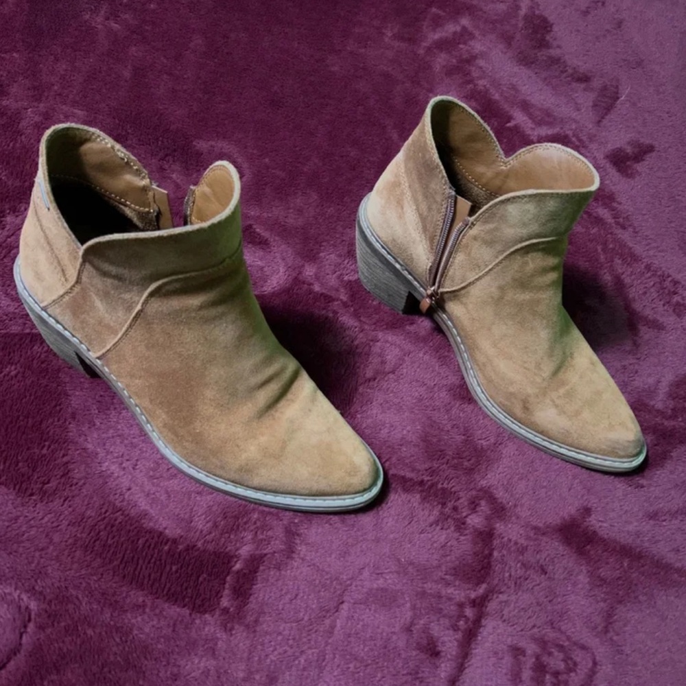 Roxy Cassidy Booties